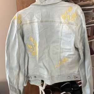 NWT lularoe jean jacket with stitching